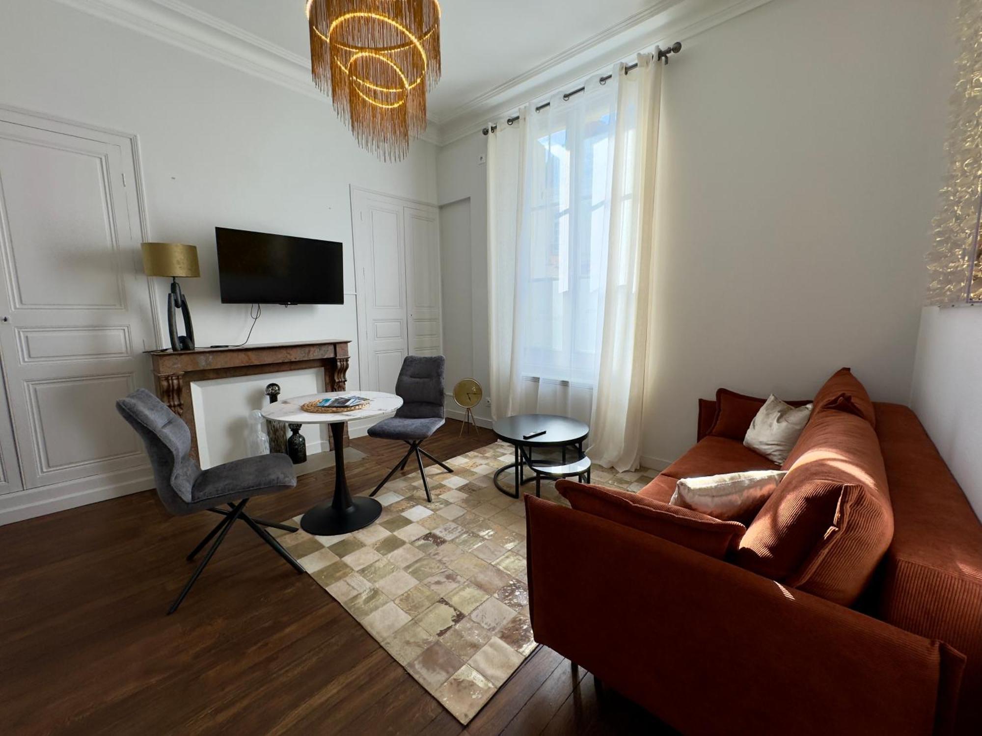 Le Marius Apartment Saumur Bagian luar foto